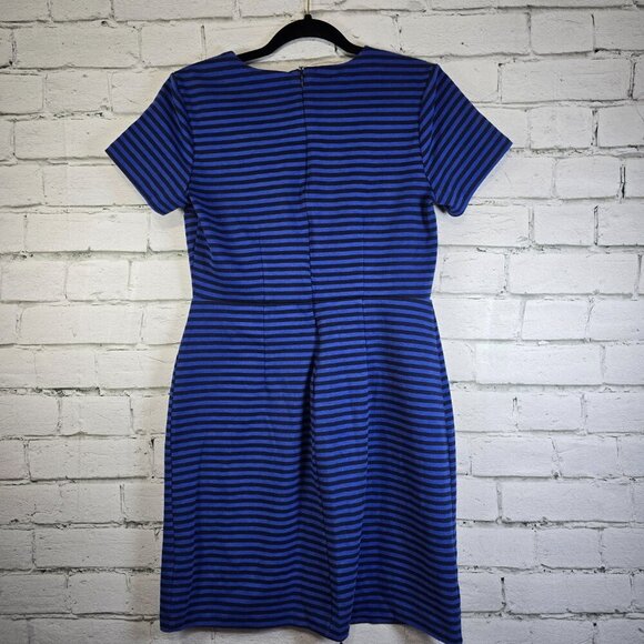 WOMENS OLD NAVY STRIPED KNIT DRESS SHORT SLEEVE NAVY AND BLACK SIZE MEDIUM - Picture 4 of 5